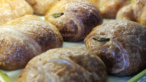 Donut Shop «Circle Donuts», reviews and photos, 2201 N Lakewood Blvd, Long Beach, CA 90815, USA