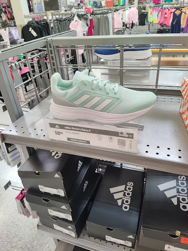 Sporting Goods Store «Academy Sports + Outdoors», reviews and photos, 610 El Camino Alto Drive, Springfield, MO 65810, USA