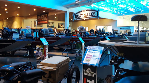 Sporting Goods Store «Bass Pro Shops», reviews and photos, 709 Janes Ave, Bolingbrook, IL 60440, USA