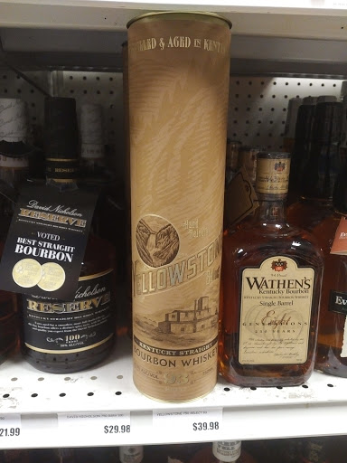 Liquor Store «Stadium Liquor Store», reviews and photos, 319 W 4th St, Covington, KY 41011, USA