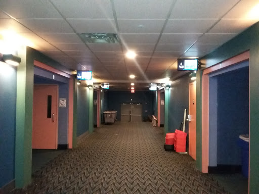 Movie Theater «Woodbury 10 Theatre», reviews and photos, 1470 Queens Dr, Woodbury, MN 55125, USA