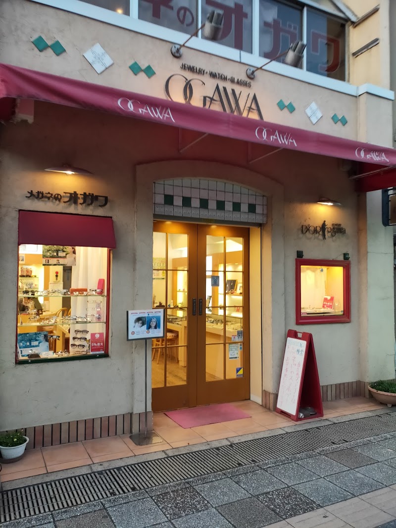 メガネのオガワ中央店