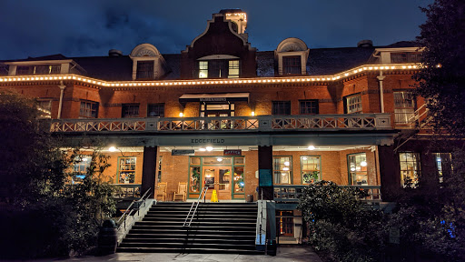 Hotel «McMenamins Edgefield», reviews and photos, 2126 SW Halsey St, Troutdale, OR 97060, USA