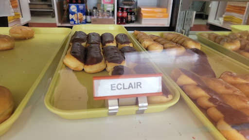 Donut Shop «Donut Palace», reviews and photos, 113 S Interstate Hwy 35, New Braunfels, TX 78130, USA