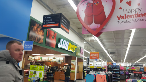 Discount Store «Walmart», reviews and photos, 1220 Old Country Rd, Westbury, NY 11590, USA