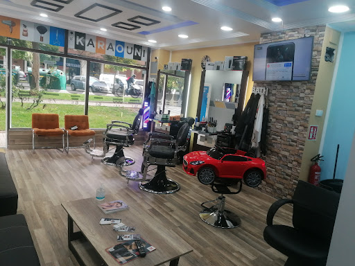 Peluquería Karaouni en Barañáin, Pamplona