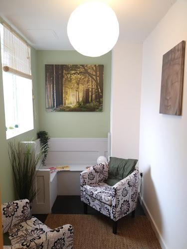 Reviews of Aigburth Counselling and Psychotherapy in Liverpool - Counselor