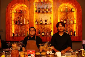 Las Maracas Cocktail Bar image