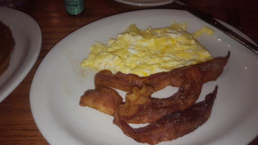 American Restaurant «Cracker Barrel Old Country Store», reviews and photos, 4710 Norrell Dr, Trussville, AL 35173, USA