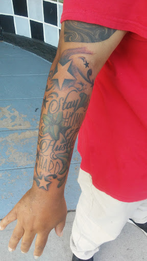 Tattoo Shop «Pisst Fish Tattoo Co», reviews and photos, 1270 Memorial Ave, West Springfield, MA 01089, USA