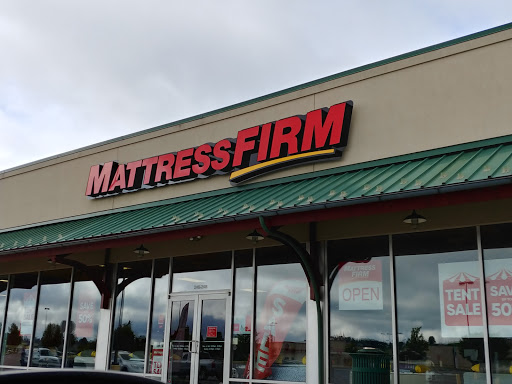 Mattress Firm Elverson, 246 Crossings Blvd, Morgantown, PA 19543, USA, 