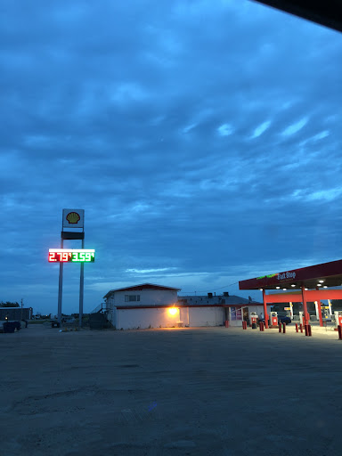 Convenience Store «Western Convenience Store», reviews and photos, 814 N Spur 56C, Hershey, NE 69143, USA