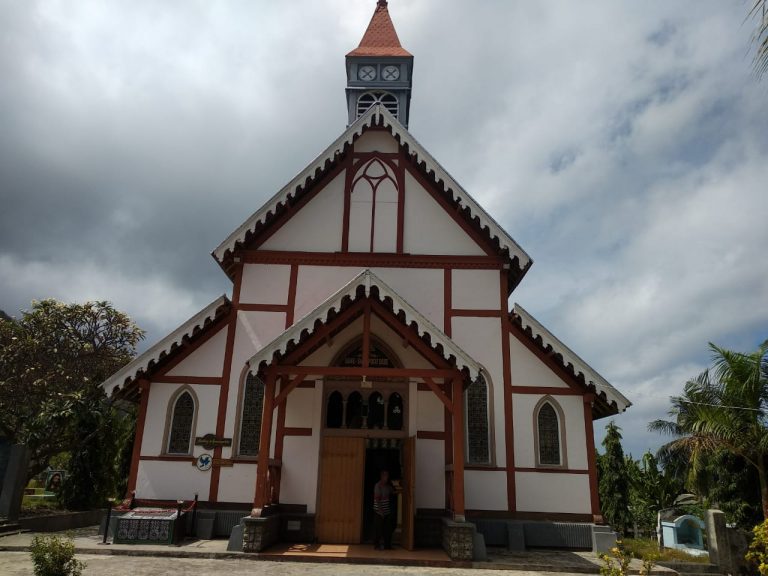 Gambar Gereja Bnkp Bawonahono