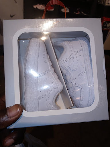 Shoe Store «Finish Line», reviews and photos, 1101 Melbourne Rd, Hurst, TX 76053, USA