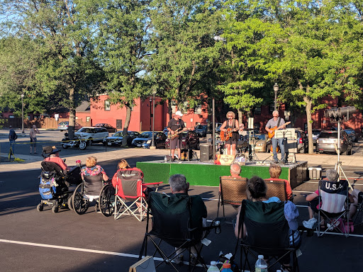 Tobacco Shop «Tobacco Barn», reviews and photos, 53 Elm St #2, Westfield, MA 01085, USA