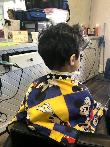 Beauty Salon «Cuts Ltd Beauty Salon», reviews and photos, 207 W Main St, League City, TX 77573, USA