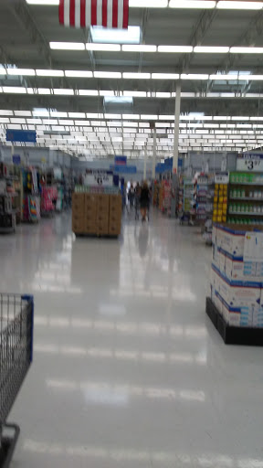 Department Store «Walmart Supercenter», reviews and photos, 30729 Lyon Center Dr, New Hudson, MI 48165, USA