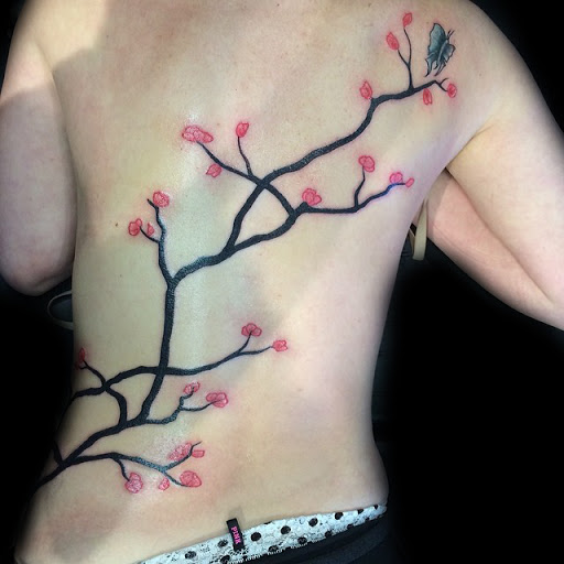 Tattoo Shop «Wonderland Tattoo Studio», reviews and photos, 23531 Little Mack Ave, St Clair Shores, MI 48080, USA