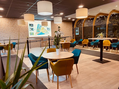 MONUMENT CAFE PARIS DAUMESNIL à Paris