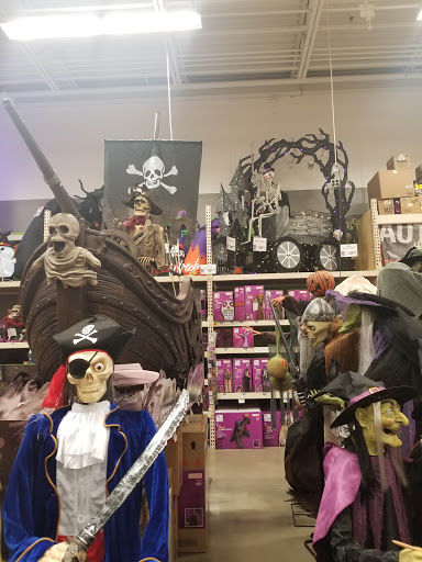 Home Improvement Store «The Home Depot», reviews and photos, 287 Meadowlands Dr, Chardon, OH 44024, USA