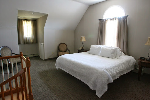 Hotel «Chocksett Inn», reviews and photos, 59 Laurelwood Rd, Sterling, MA 01564, USA