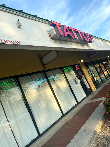 Tattoo Shop «Rock-A-Billy Tattoo & Piercing Studio», reviews and photos, 4576 N University Dr, Lauderhill, FL 33351, USA