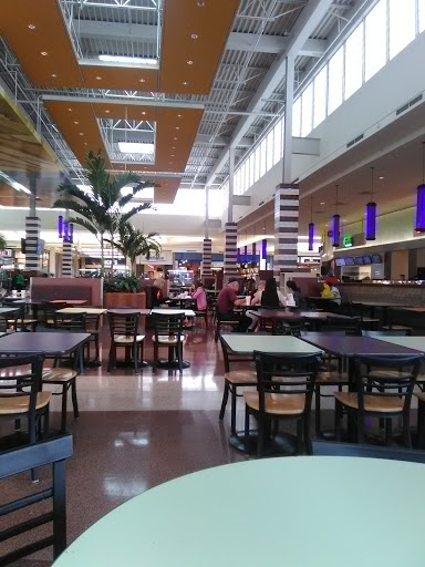 Shopping Mall «The Mall at Robinson», reviews and photos, 100 Robinson Centre Drive, Pittsburgh, PA 15205, USA