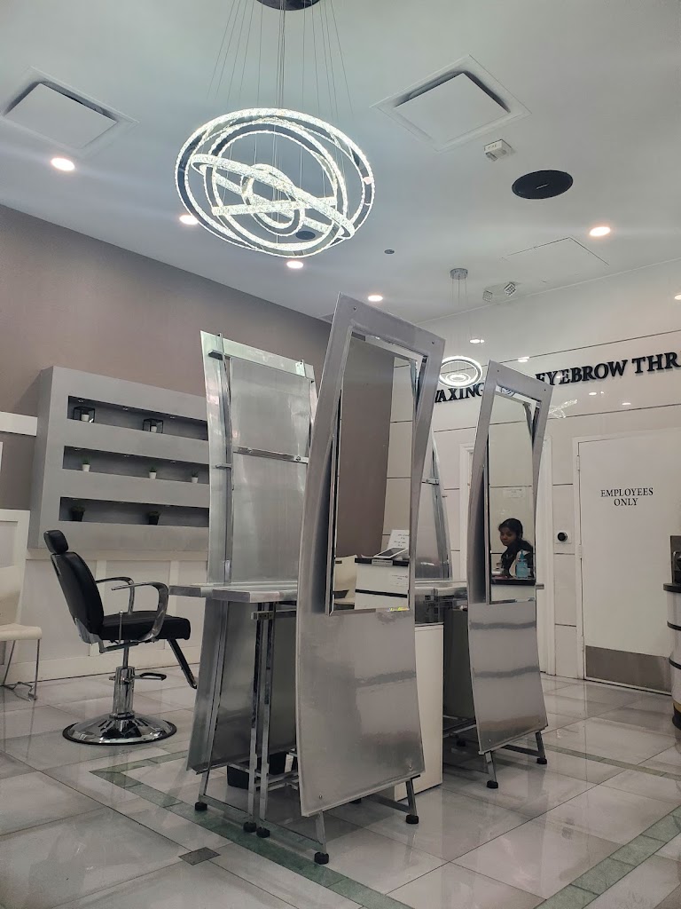 House of Beauty 92503