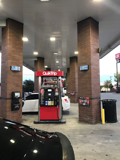 Gas Station «QuikTrip», reviews and photos, 2012 S Goliad St, Rockwall, TX 75087, USA