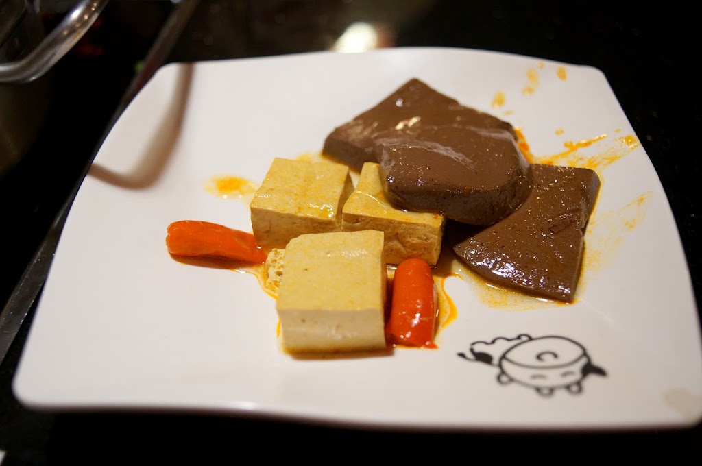 小蒙牛頂級麻辣養生鍋-屏東店 的照片