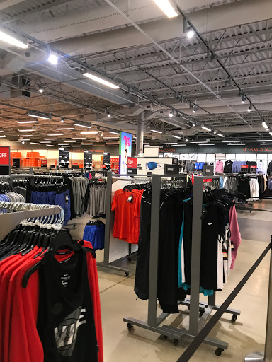 Sporting Goods Store «Nike Factory Store», reviews and photos, 1 Premium Outlet Blvd #699, Tinton Falls, NJ 07753, USA