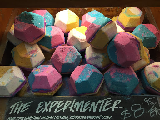 Cosmetics Store «Lush Cosmetics», reviews and photos, 7101 Democracy Blvd, Bethesda, MD 20817, USA