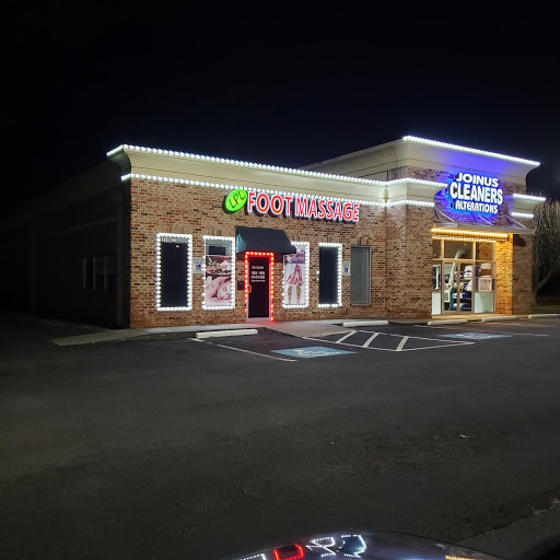 Shopping Mall «Toco Hill Shopping Center», reviews and photos, 2943 N Druid Hills Rd NE, Atlanta, GA 30329, USA