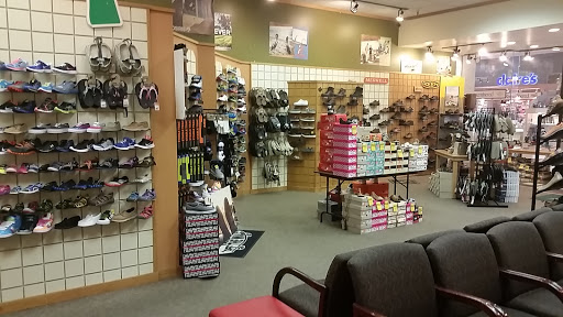 Shoe Store «Tradehome Shoes», reviews and photos, 1076 Layton Hills Mall #1088, Layton, UT 84041, USA