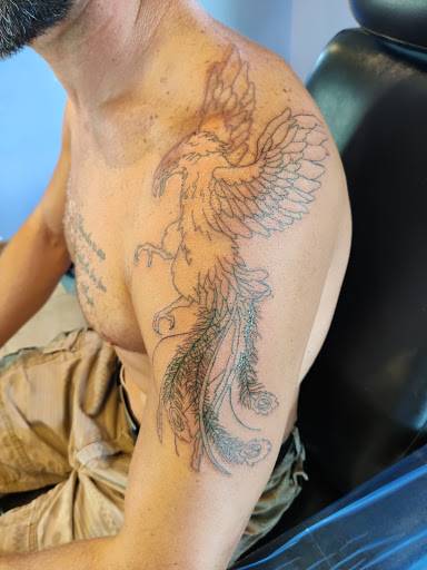 Tattoo Shop «Alter-Ego Tattoo Studio», reviews and photos, 204 Main St, Kewaskum, WI 53040, USA