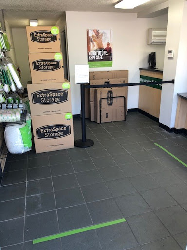 Storage Facility «Extra Space Storage», reviews and photos, 2 Scobie Pond Rd, Derry, NH 03038, USA