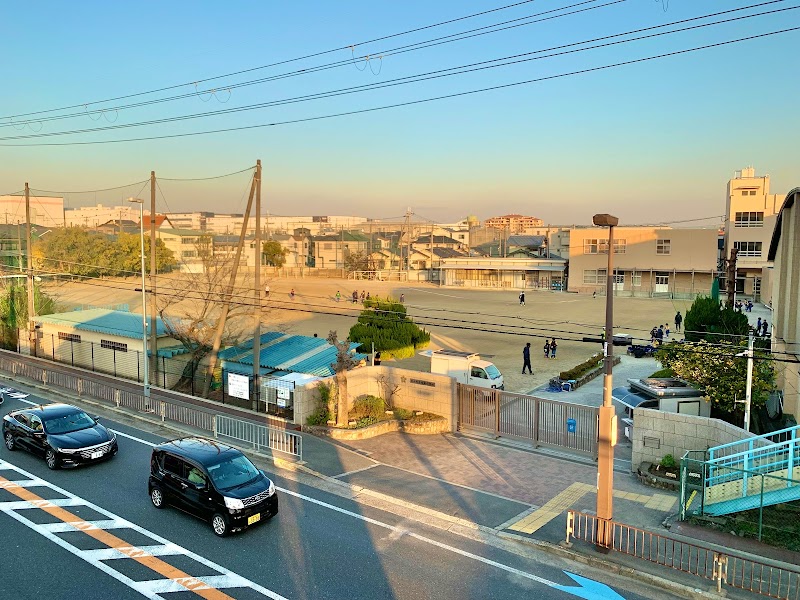 茨木市立春日小学校