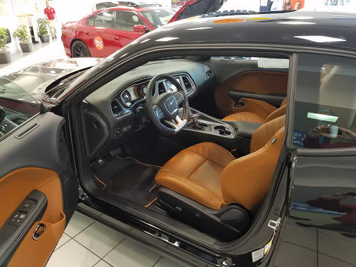 Jeep Dealer «Haley Chrysler Dodge Jeep Ram - Airport», reviews and photos, 5400 S Laburnum Ave, Richmond, VA 23231, USA