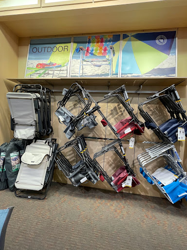 Clothing Store «Bealls Department Store», reviews and photos, 3701 Tamiami Trail E, Naples, FL 34112, USA