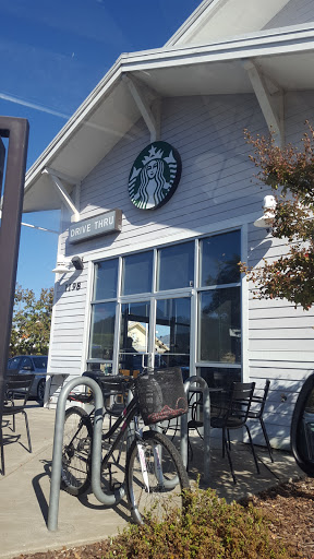 Coffee Shop «Starbucks», reviews and photos, 1198 S Cloverdale Blvd, Cloverdale, CA 95425, USA