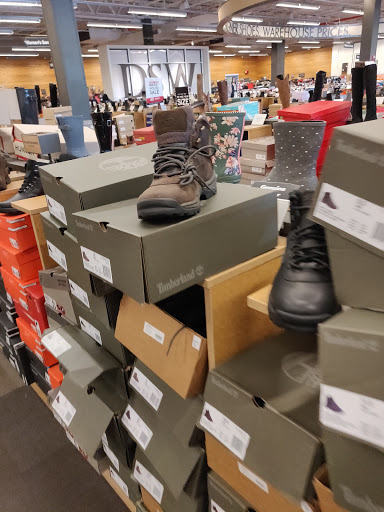 Shoe Store «DSW Designer Shoe Warehouse», reviews and photos, 2485 Richmond Ave, Staten Island, NY 10314, USA
