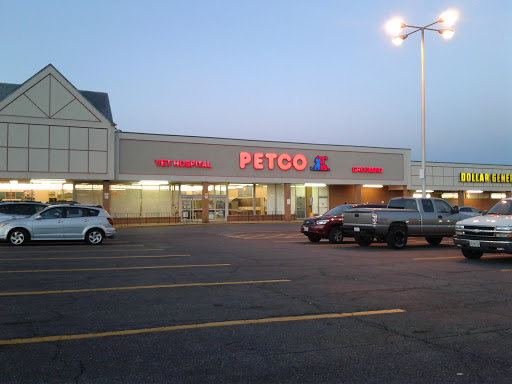 Petco Animal Supplies, 1275 W Patrick St, Frederick, MD 21702, USA, 