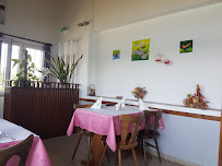 Atmosphère du Restaurant français Café Restaurant de la Plage à Gondrexange - n°1