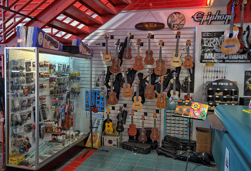 Beach City Pawn and Discount Guitar, 17827 Beach Blvd, Huntington Beach, CA 92647, Pawn Shop
