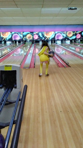 Bowling Alley «Parkside Lanes», reviews and photos, 815 S Co Rd 200 W, Greensburg, IN 47240, USA