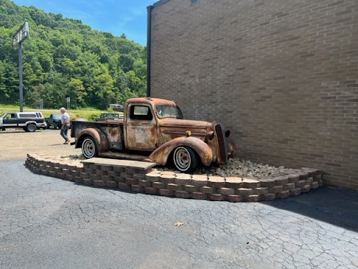 211 S Broadway St, New Philadelphia, OH 44663, USA