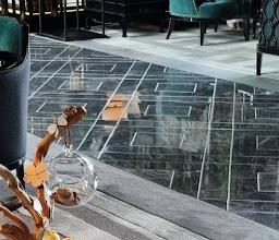 Lobby Lounge at Sindhorn Kempinski Hotel Bangkok photo