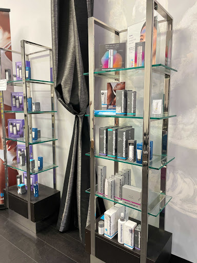 Beauty Salon «Don Carlos Salon & Spa», reviews and photos, 3651 Main St, Riverside, CA 92501, USA