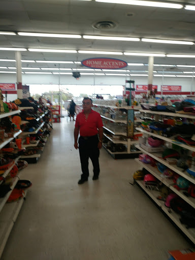 Shopping Mall «Sun Valley Mall», reviews and photos, 812 N 13th St, Harlingen, TX 78550, USA