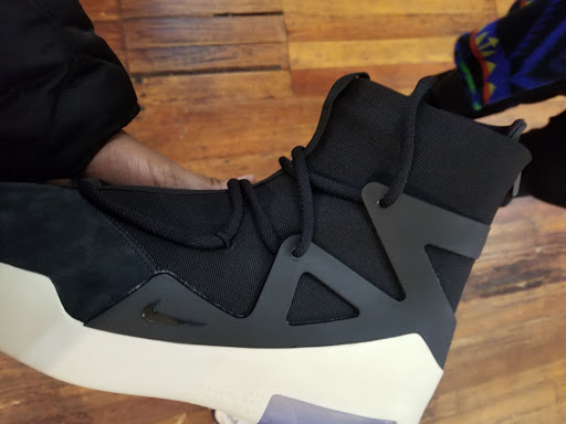 Clothing Store «Round Two», reviews and photos, 202 W Broad St, Richmond, VA 23220, USA